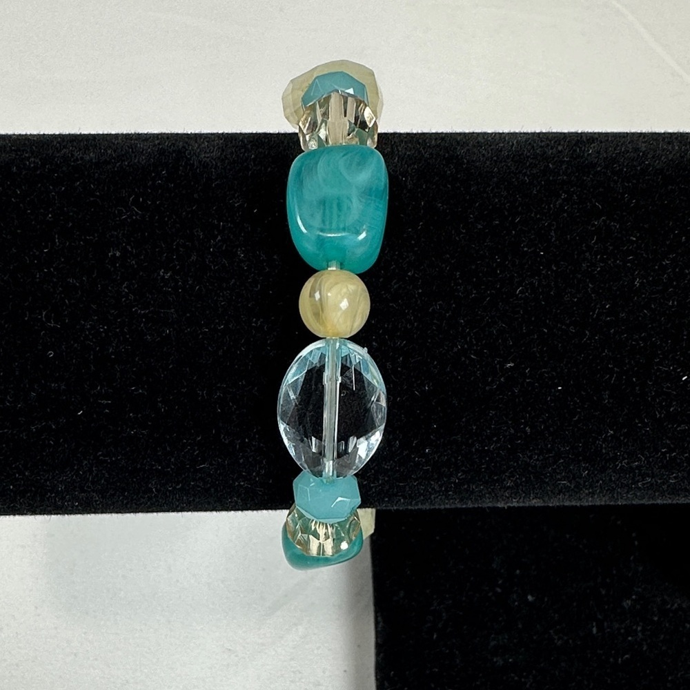 Turquoise and Blue Beaded Bracelet Set - Picture 5 of 15